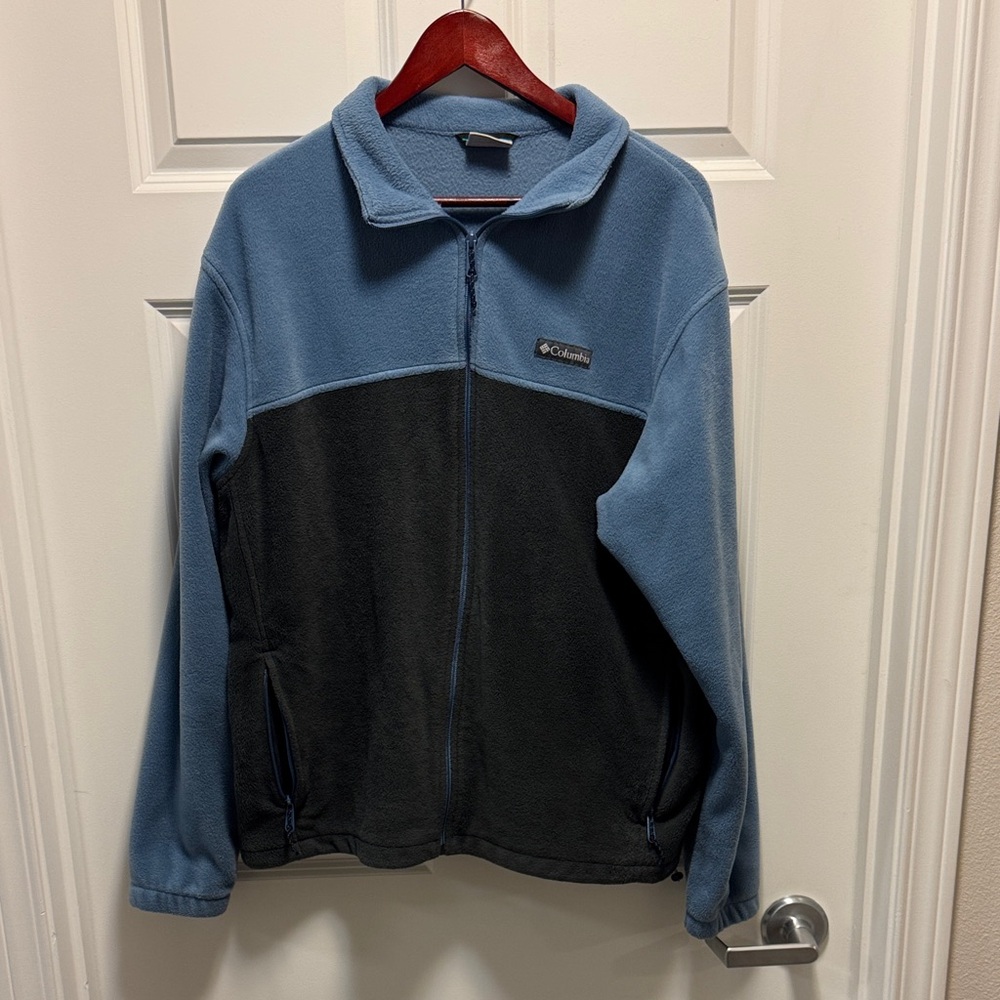 Columbia Men's Two-Tone Fleece Jacket